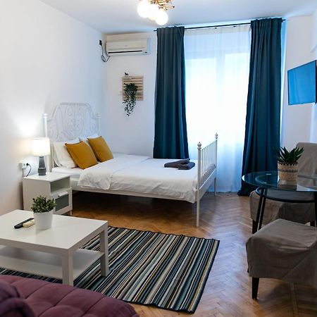 Color Apartment Regina Elisabeta 23 Bucureşti Exterior foto