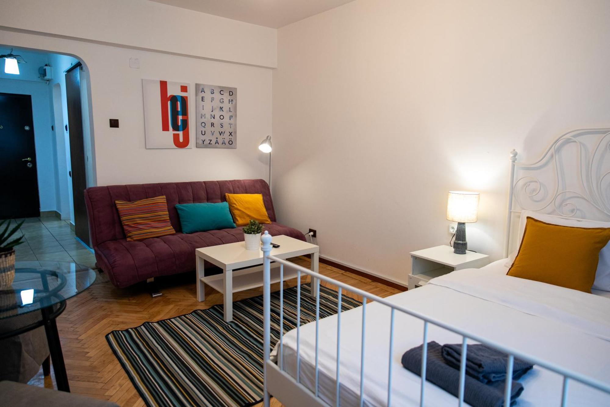 Color Apartment Regina Elisabeta 23 Bucureşti Exterior foto